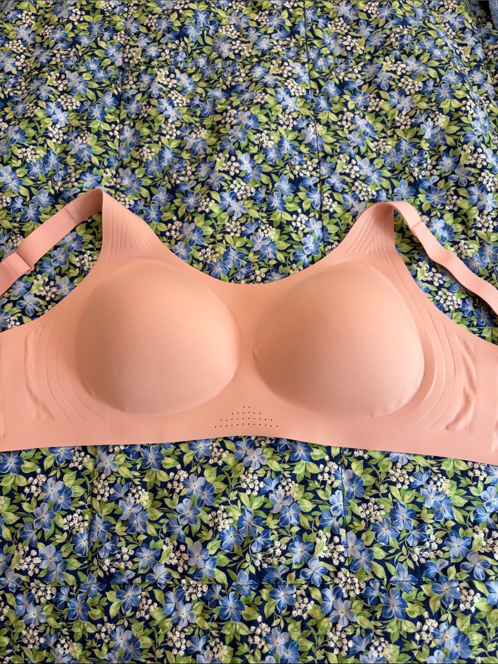 MOMCOZY Wireless Molded T-Shirt Bra in Soft Pink
